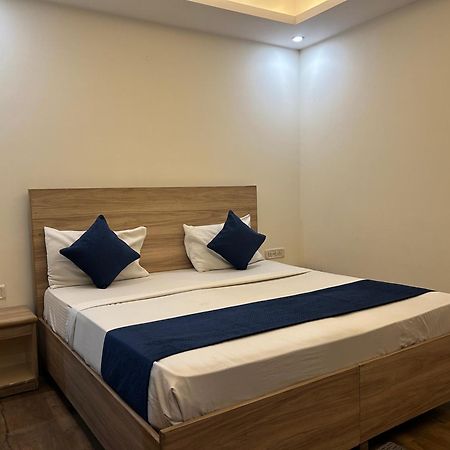 Airport Hotel Golden Bliss Near Delhi Airport New Delhi Exterior photo