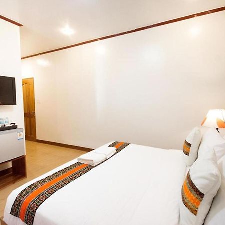 Airport Hotel Golden Bliss Near Delhi Airport New Delhi Exterior photo